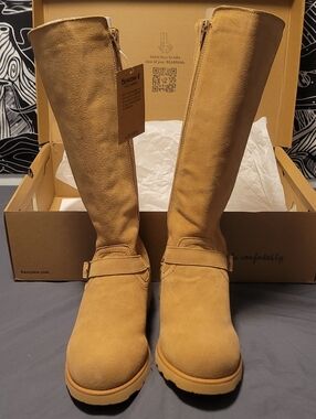 Bearpaw | Women's Suede Babette Boots in Iced Coffee NWB